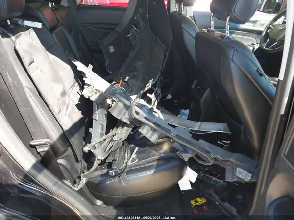 2FMPK4K92GBB41927 2016 FORD EDGE - Image 8