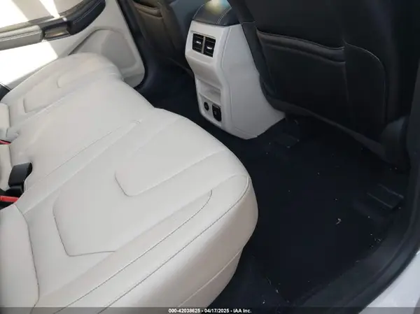 2FMPK4K92NBB12134 2022 FORD EDGE - Image 8