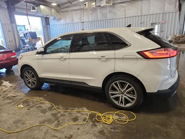 2FMPK4K92RBA52569 2024 FORD EDGE - Image 2