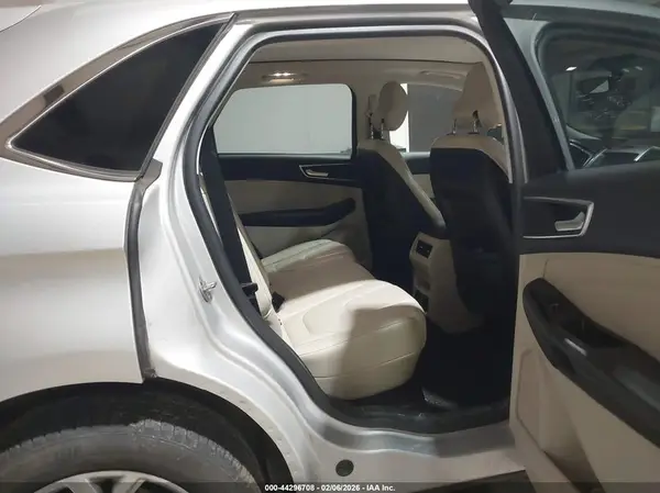 2FMPK4K94HBC13227 2017 FORD EDGE - Image 8