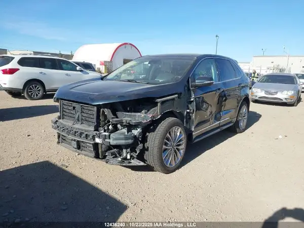 2FMPK4K96NBB00262 2022 FORD EDGE - Image 2