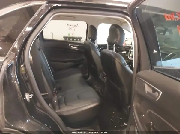 2FMPK4K97JBC20131 2018 FORD EDGE - Image 8
