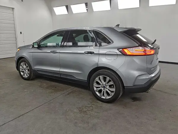 2FMPK4K99NBA55933 2022 FORD EDGE - Image 2