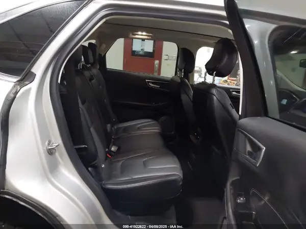 2FMPK4K9XJBB19827 2018 FORD EDGE - Image 8