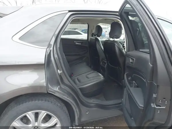 2FMPK4K9XKBC01882 2019 FORD EDGE - Image 8