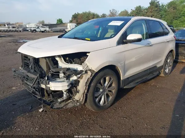 2FMPK4K9XKBC05821 2019 FORD EDGE - Image 2