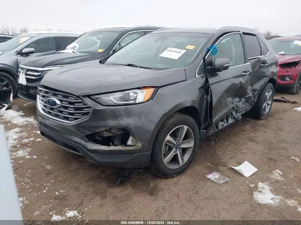 2FMPK4K9XKBC26037 2019 FORD EDGE - Image 2