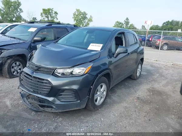 2FTRX18W2YCA35564 2020 CHEVROLET TRAX - Image 2