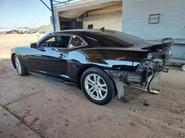 2G1FB1E37F9304463 2021 CHEVROLET CAMARO - Image 2