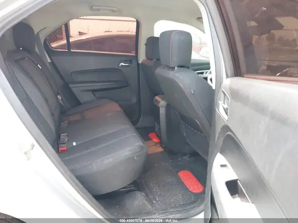 2GNALAEK6H1547549 2017 CHEVROLET EQUINOX - Image 8