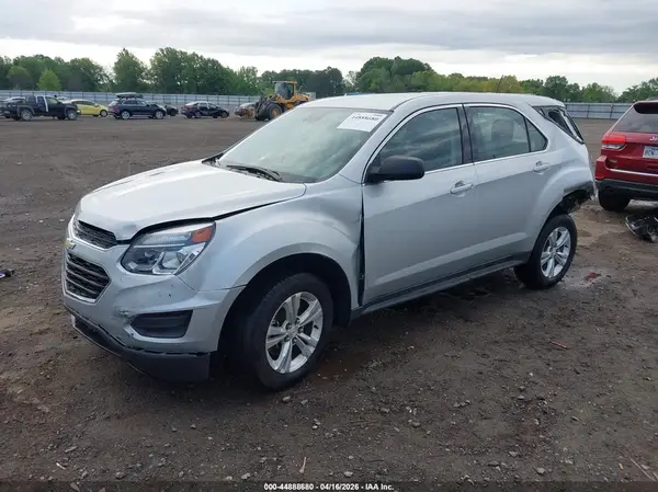 2GNALAEK7H1526709 2017 CHEVROLET EQUINOX - Image 2
