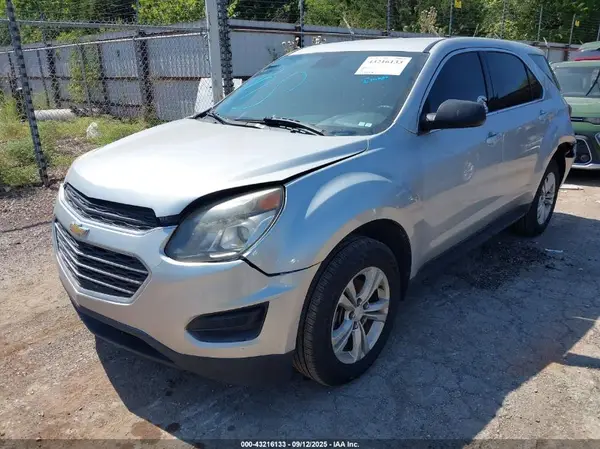 2GNALAEK7H6106421 2017 CHEVROLET EQUINOX - Image 2