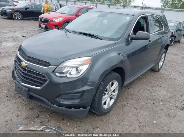 2GNALBEK0H1518795 2017 CHEVROLET EQUINOX - Image 2