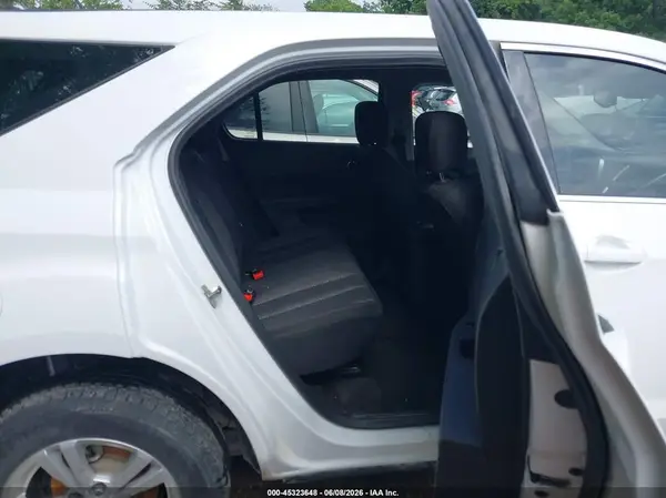 2GNALBEK0H1551313 2017 CHEVROLET EQUINOX - Image 8