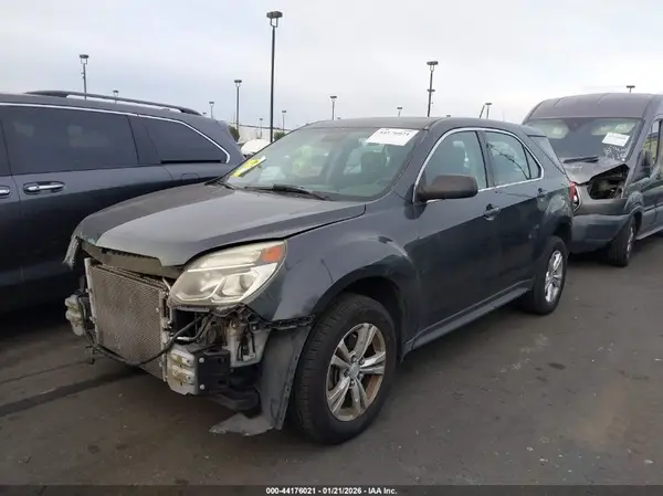 2GNALBEK0H1552624 2017 CHEVROLET EQUINOX - Image 2