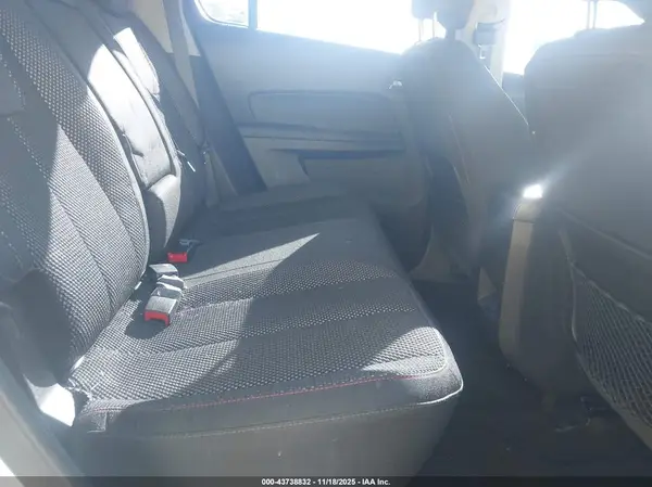 2GNALBEK0H1558570 2017 CHEVROLET EQUINOX - Image 8