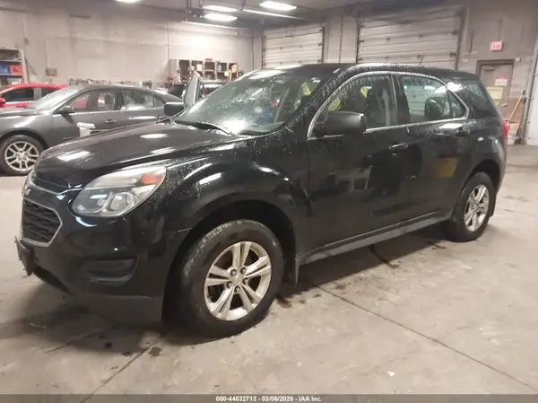 2GNALBEK1H1526615 2017 CHEVROLET EQUINOX - Image 2