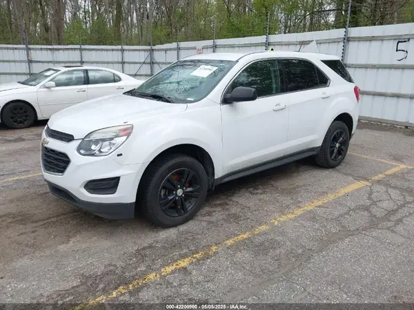 2GNALBEK1H1531216 2017 CHEVROLET EQUINOX - Image 2
