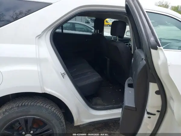 2GNALBEK1H1531216 2017 CHEVROLET EQUINOX - Image 8