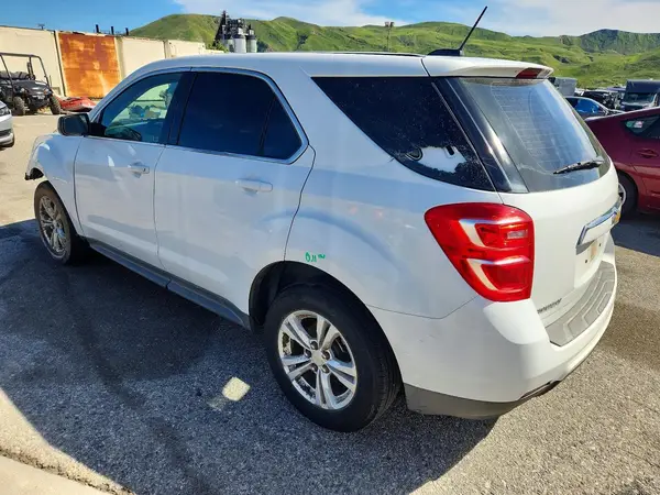 2GNALBEK1H1542409 2017 CHEVROLET EQUINOX - Image 2