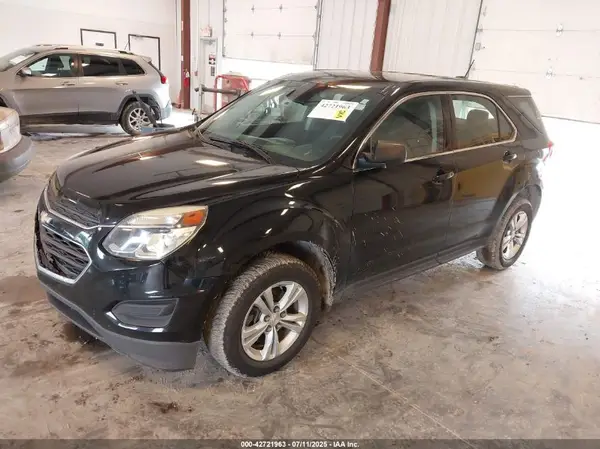 2GNALBEK1H1563955 2017 CHEVROLET EQUINOX - Image 2