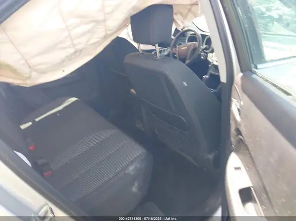 2GNALBEK1H1575927 2017 CHEVROLET EQUINOX - Image 8