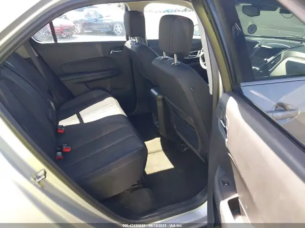 2GNALBEK1H1576155 2017 CHEVROLET EQUINOX - Image 8