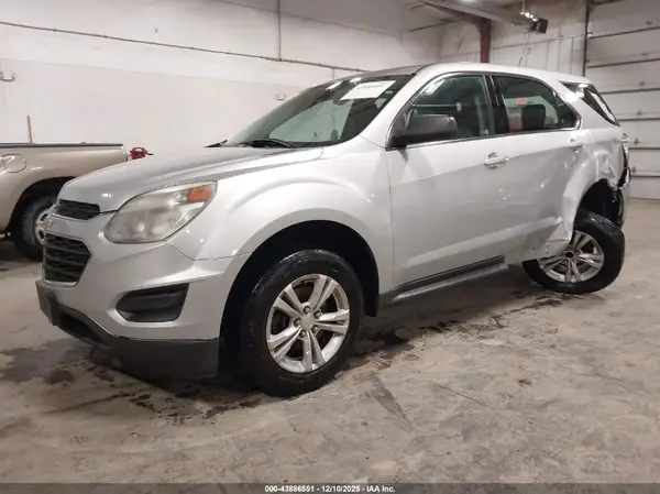 2GNALBEK1H1583266 2017 CHEVROLET EQUINOX - Image 2