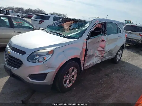 2GNALBEK2H1563379 2017 CHEVROLET EQUINOX - Image 2