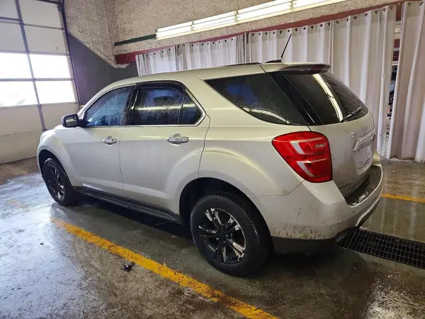 2GNALBEK2H1570977 2017 CHEVROLET EQUINOX - Image 2