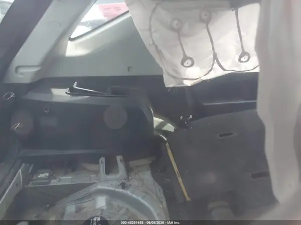2GNALBEK2H1610040 2017 CHEVROLET EQUINOX - Image 8