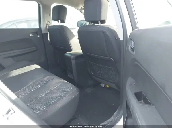 2GNALBEK3H1521156 2017 CHEVROLET EQUINOX - Image 8