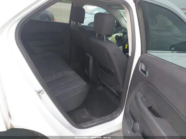 2GNALBEK3H1555999 2017 CHEVROLET EQUINOX - Image 8
