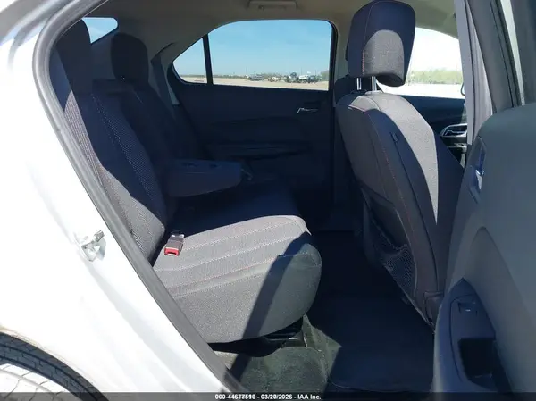 2GNALBEK3H1590459 2017 CHEVROLET EQUINOX - Image 8