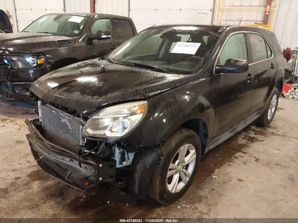 2GNALBEK4H1523255 2017 CHEVROLET EQUINOX - Image 2