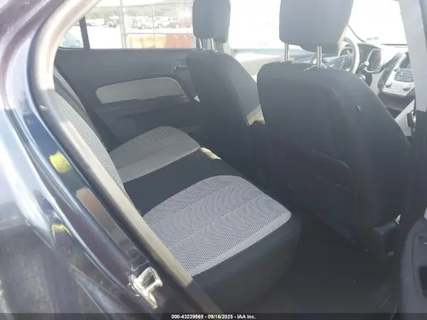 2GNALBEK4H1536555 2017 CHEVROLET EQUINOX - Image 8