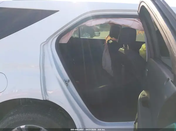 2GNALBEK4H1563979 2017 CHEVROLET EQUINOX - Image 8