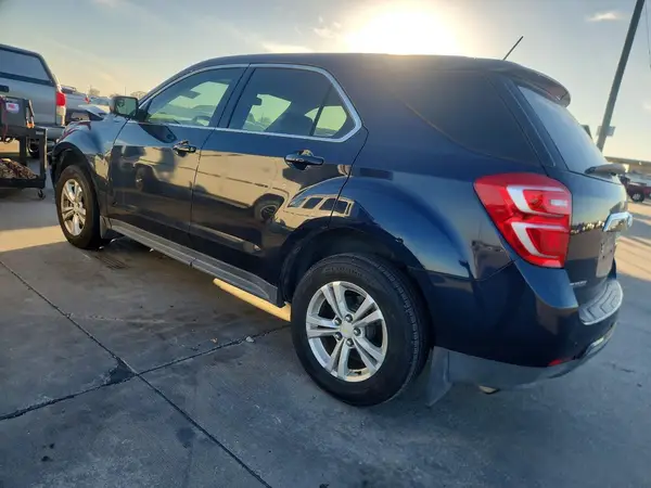 2GNALBEK4H1584976 2017 CHEVROLET EQUINOX - Image 2