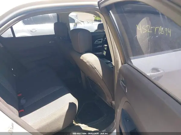 2GNALBEK5H1531395 2017 CHEVROLET EQUINOX - Image 8