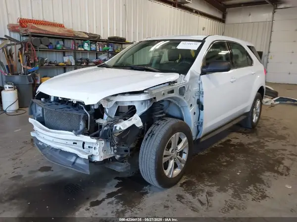 2GNALBEK5H1538086 2017 CHEVROLET EQUINOX - Image 2