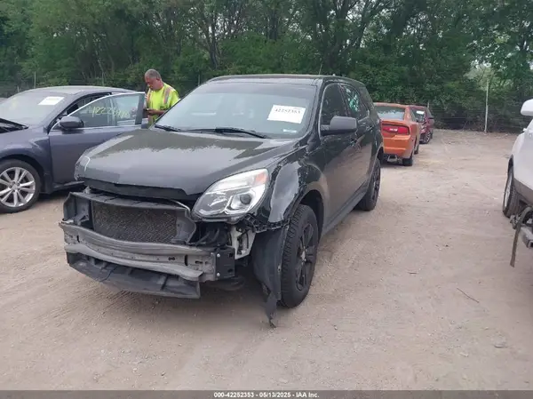 2GNALBEK6H1523581 2017 CHEVROLET EQUINOX - Image 2