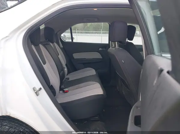 2GNALBEK6H1550330 2017 CHEVROLET EQUINOX - Image 8