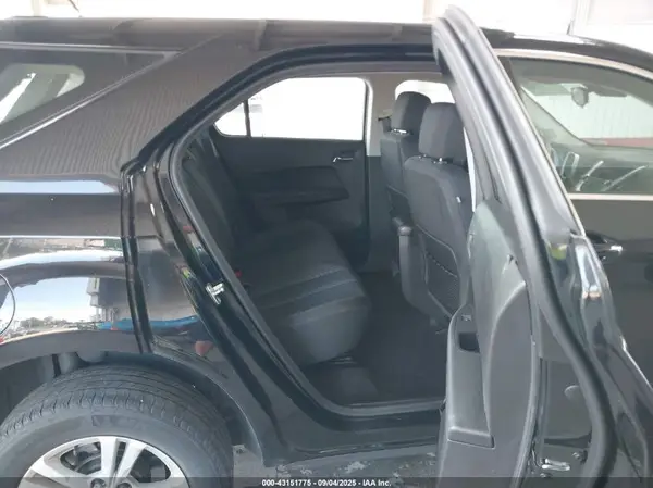 2GNALBEK6H1560842 2017 CHEVROLET EQUINOX - Image 8