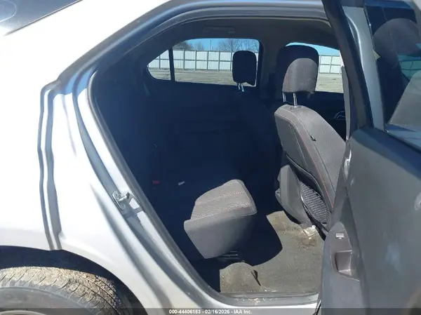 2GNALBEK7H1541622 2017 CHEVROLET EQUINOX - Image 8