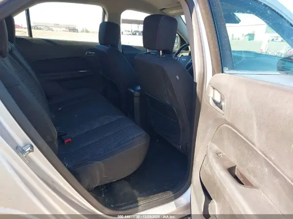 2GNALBEK7H1561773 2017 CHEVROLET EQUINOX - Image 8