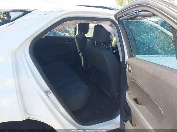 2GNALBEK8H1512209 2017 CHEVROLET EQUINOX - Image 8