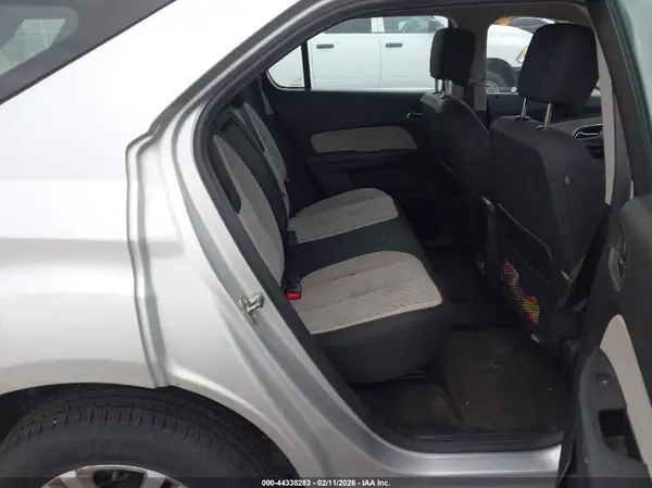 2GNALBEK8H1536705 2017 CHEVROLET EQUINOX - Image 8
