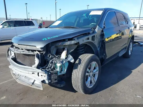 2GNALBEK8H1538714 2017 CHEVROLET EQUINOX - Image 2