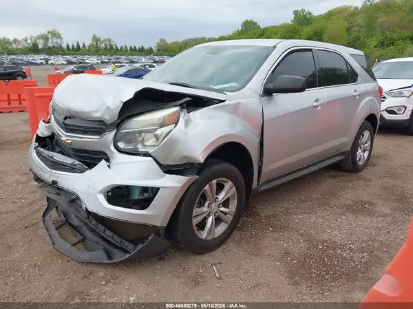 2GNALBEK8H1573835 2017 CHEVROLET EQUINOX - Image 2