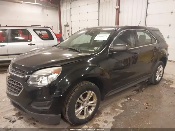 2GNALBEK8H1580655 2017 CHEVROLET EQUINOX - Image 2